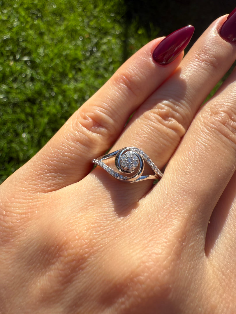 White flower cluster ring