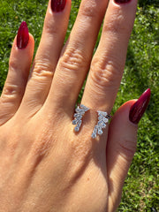 Angel wings diamond ring